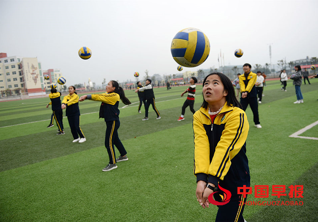 1727161406212322.png 学生排球训练.png