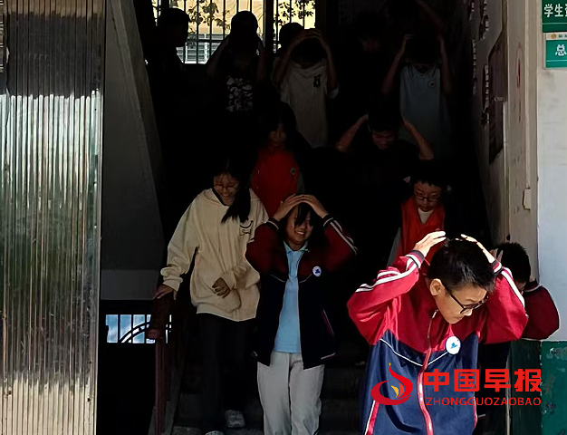 1727337058822052.png 0FD6AD54C31A16481ED44F4ACDFE78E4.png