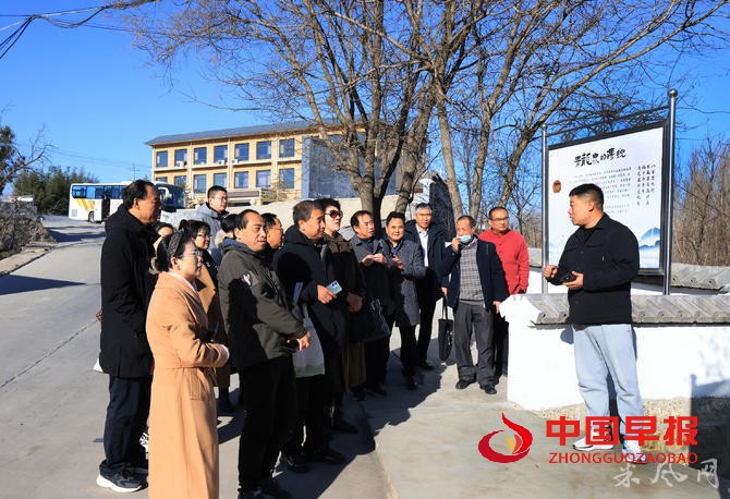 1734398963924213.jpg 1734398963924213.jpg