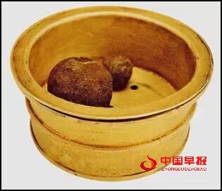 1735349318489406.jpg 85A79EF5361B3E3C4CEDD56851D9292A.jpg