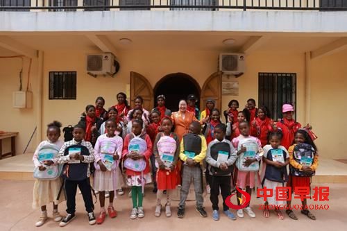 一片好膜铺就中非共富路，湖南人李洪梅激活非洲女性就业新动能(图4)