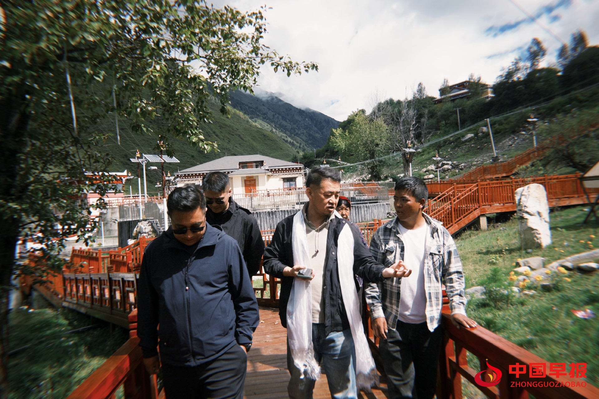 1758448752660096.jpg 图片01.jpg