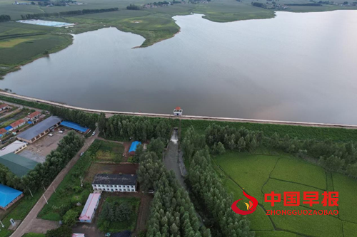 农安县三岗镇永远村：兵支书领航振兴路，特色物产誉乡邻(图1)